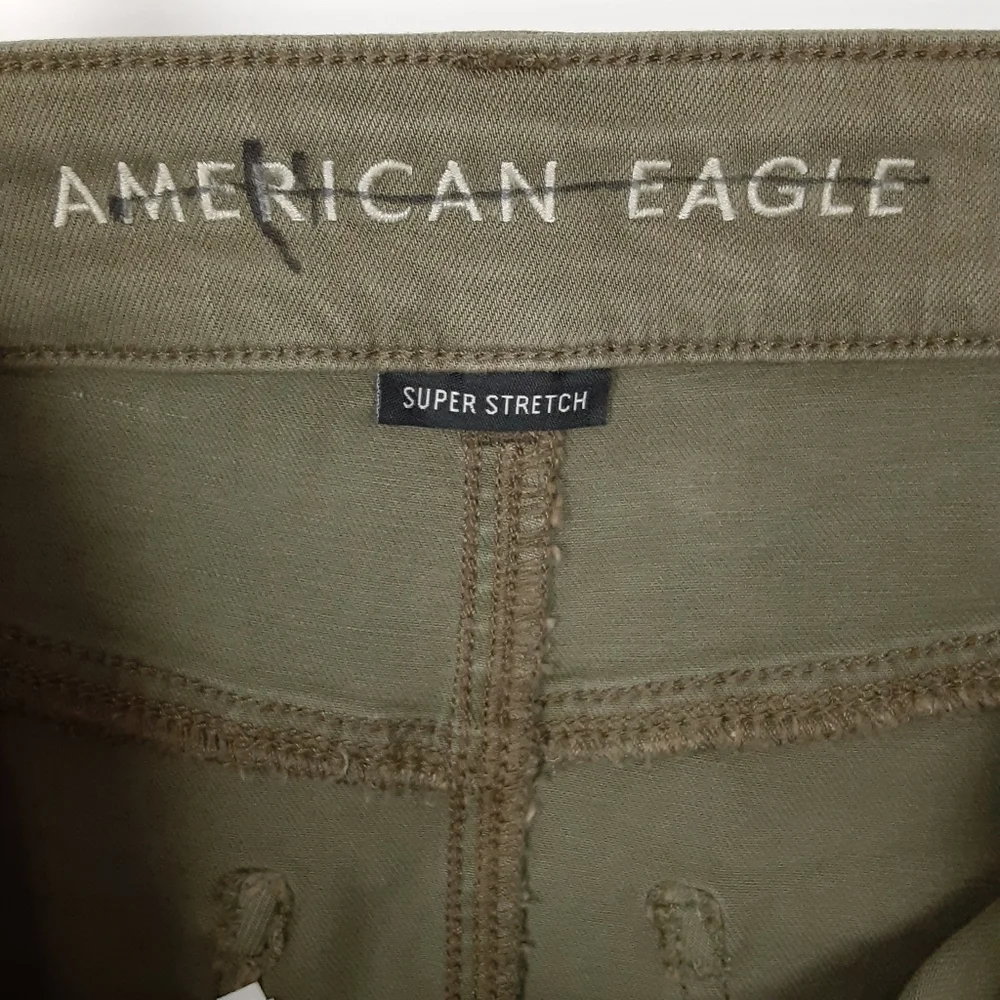American Eagle | Hi Rise Mini - Picture 6 of 9